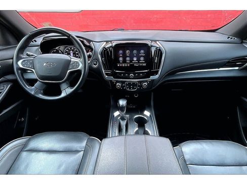 Used 2022 Chevrolet Traverse Premier w/ Redline Edition AWD/4WD image 16