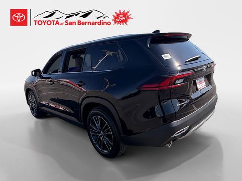 New 2026 Toyota Grand Highlander AWD Hybrid image 3