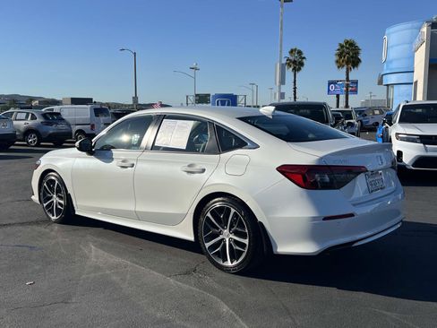 Certified 2023 Honda Civic Touring image 3