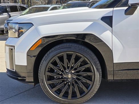 Used 2024 Hyundai Santa Fe Calligraphy image 5