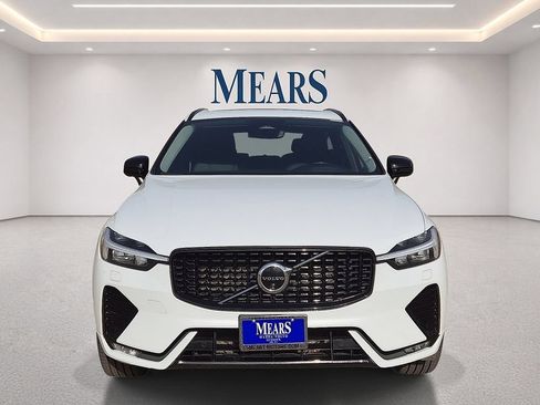 Used 2024 Volvo XC60 B5 Plus w/ Protection Package Premier AWD/4WD image 9