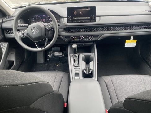 New 2025 Honda Accord LX image 32