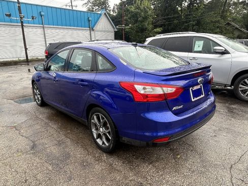 Used 2013 Ford Focus SE FWD image 10