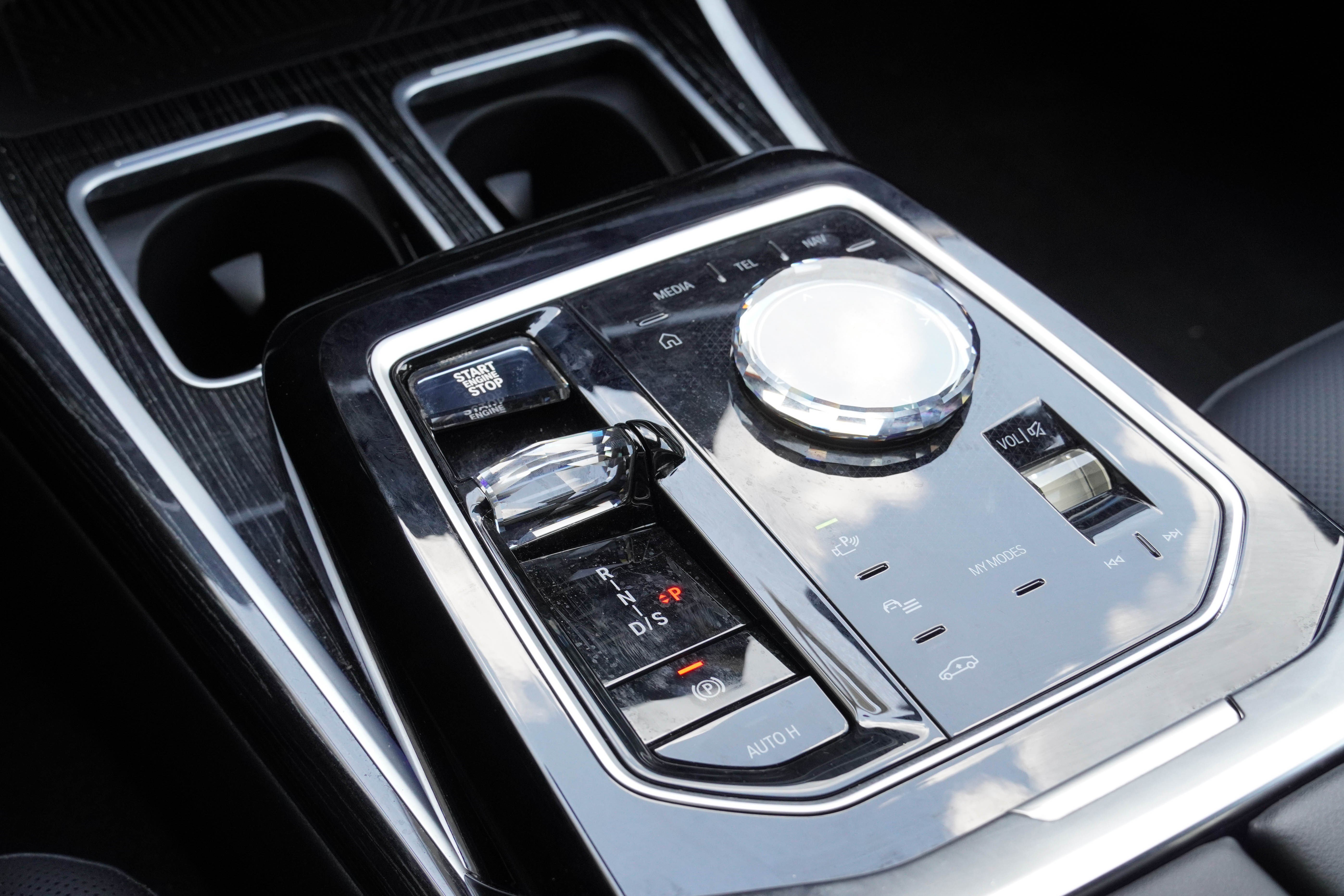 Used 2023 BMW 740i RWD image 29