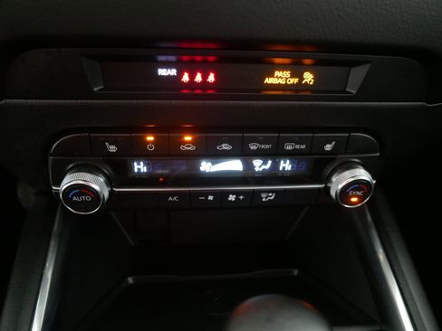 Used 2025 MAZDA CX-5 Carbon Edition image 23