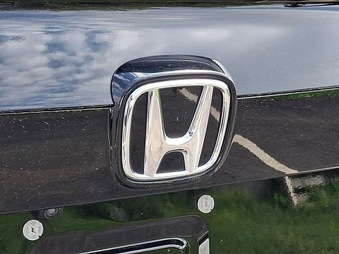 Used 2018 Honda Accord LX image 30