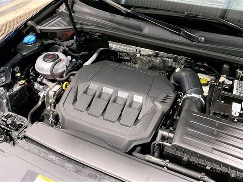 Certified 2023 Audi Q3 2.0T Premium Plus w/ Premium Plus Package image 32