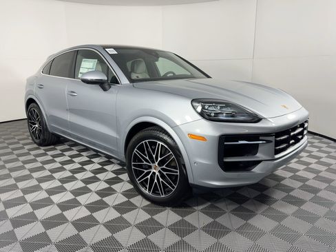 Certified 2026 Porsche Cayenne Coupe image 7
