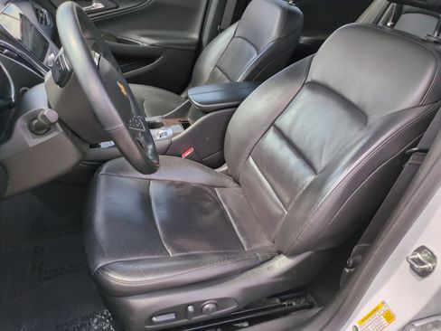 Used 2024 Chevrolet Malibu LT FWD image 16