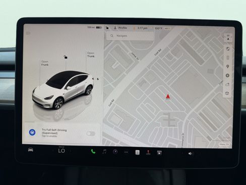 Used 2023 Tesla Model Y Long Range AWD/4WD image 47