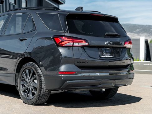 Used 2022 Chevrolet Equinox RS w/ Infotainment Package AWD/4WD image 13