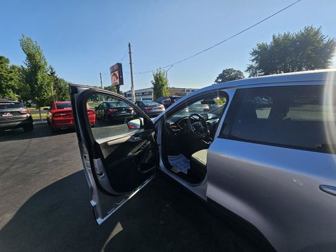 Used 2020 Ford Escape SE AWD/4WD image 18