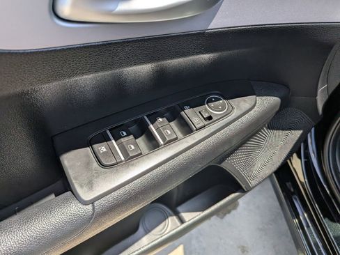 Certified 2024 Kia Forte LXS FWD image 17