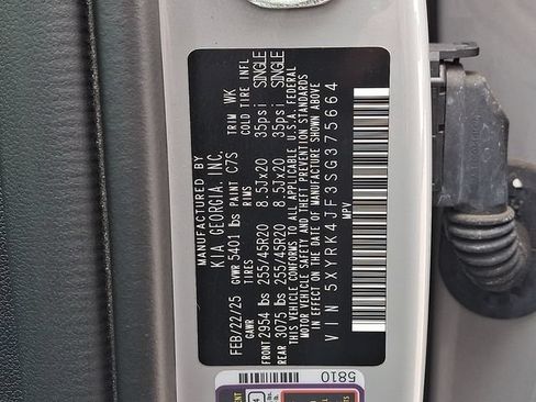 Certified 2025 Kia Sorento SX FWD image 27