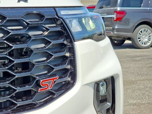 New 2026 Ford Explorer ST w/ Sun And Sound Package AWD/4WD image 10