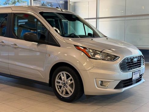 Used 2019 Ford Transit Connect XLT FWD image 5