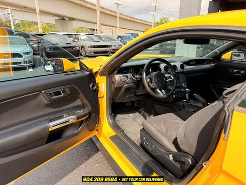 Used 2017 Ford Mustang GT RWD image 20