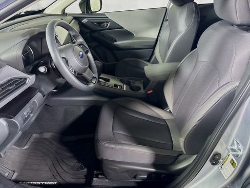 Used 2025 Subaru Crosstrek 2.0i Premium image 12