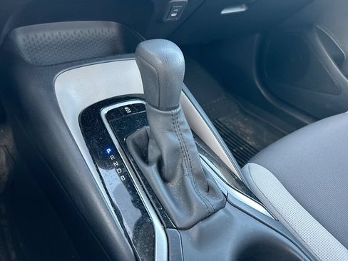 Used 2024 Toyota Corolla LE FWD image 25
