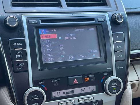 Used 2013 Toyota Camry XLE FWD image 28