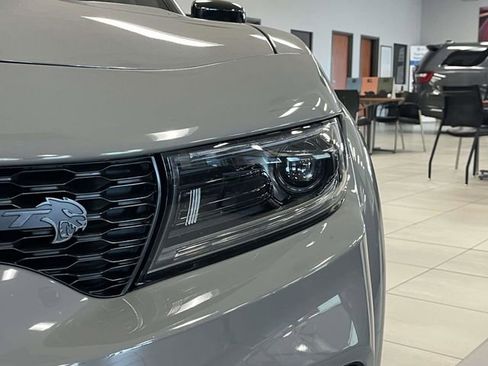 Used 2023 Dodge Charger SRT Hellcat image 9