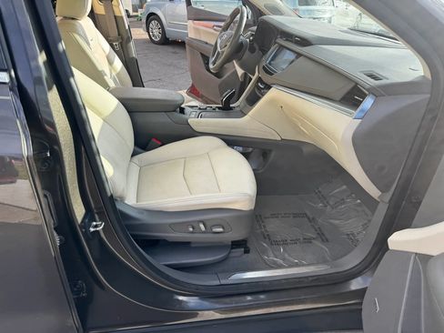 Used 2020 Cadillac XT5 Premium Luxury AWD/4WD image 20
