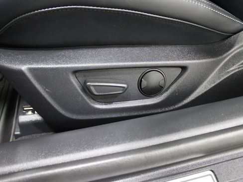 Used 2025 Ford Mustang GT Premium image 4