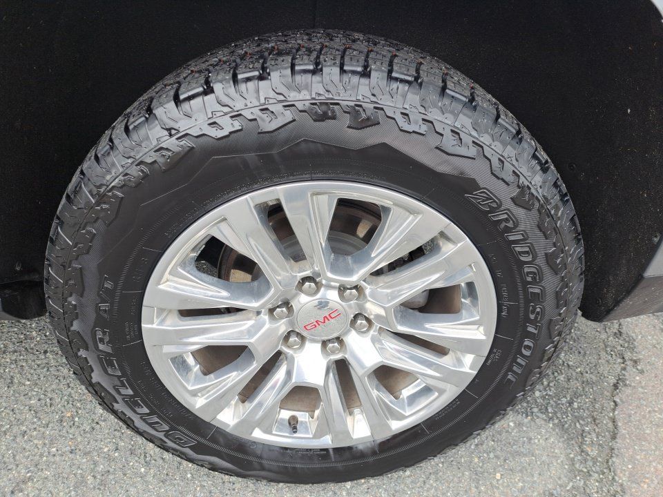 Used 2022 GMC Yukon Denali AWD/4WD image 21