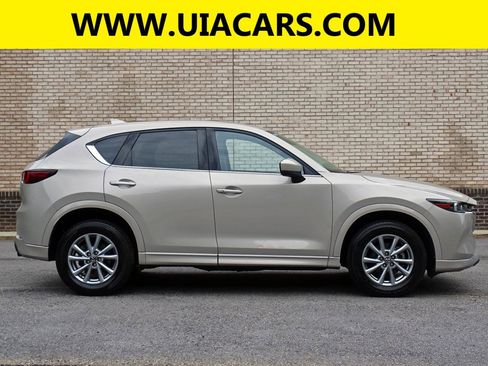 Used 2024 MAZDA CX-5 AWD 2.5 S w/ Preferred Package image 5