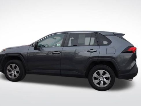 Used 2023 Toyota RAV4 LE image 7