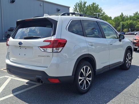 Used 2023 Subaru Forester Limited AWD/4WD image 4