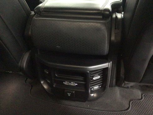 Used 2020 RAM 1500 Laramie w/ Off Road Group image 32