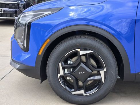 New 2026 Kia Sportage EX FWD image 4