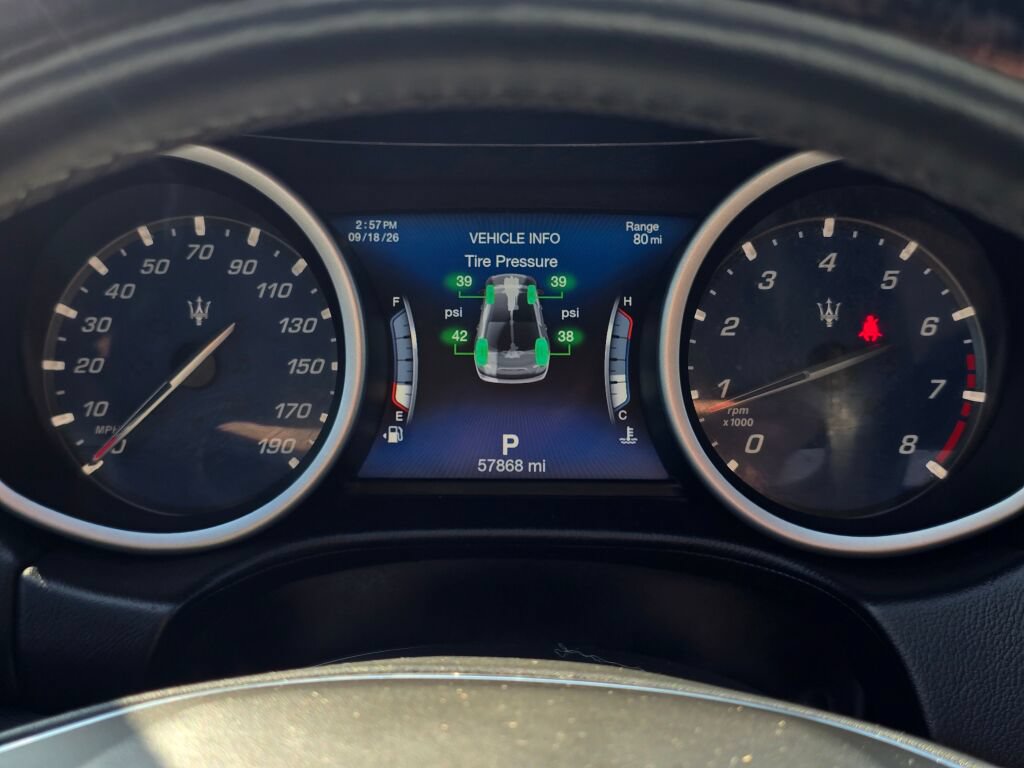 Used 2018 Maserati Ghibli S Q4 AWD/4WD image 26