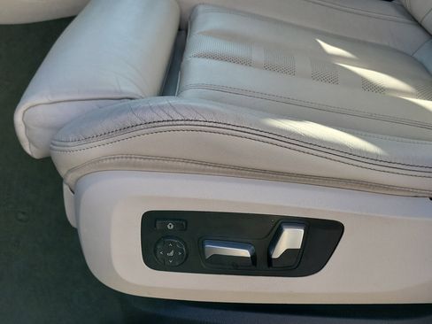 Used 2020 BMW X5 sDrive40i w/ Convenience Package image 17