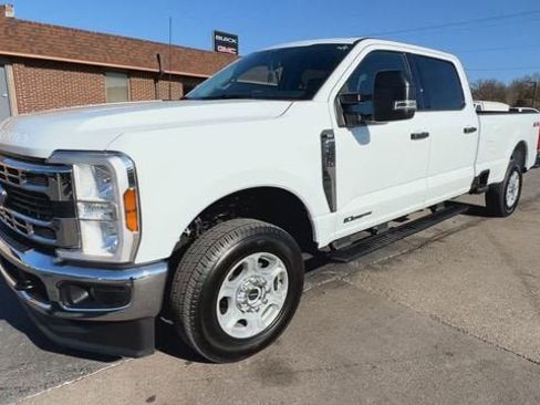 Used 2026 Ford F250 XLT AWD/4WD image 4