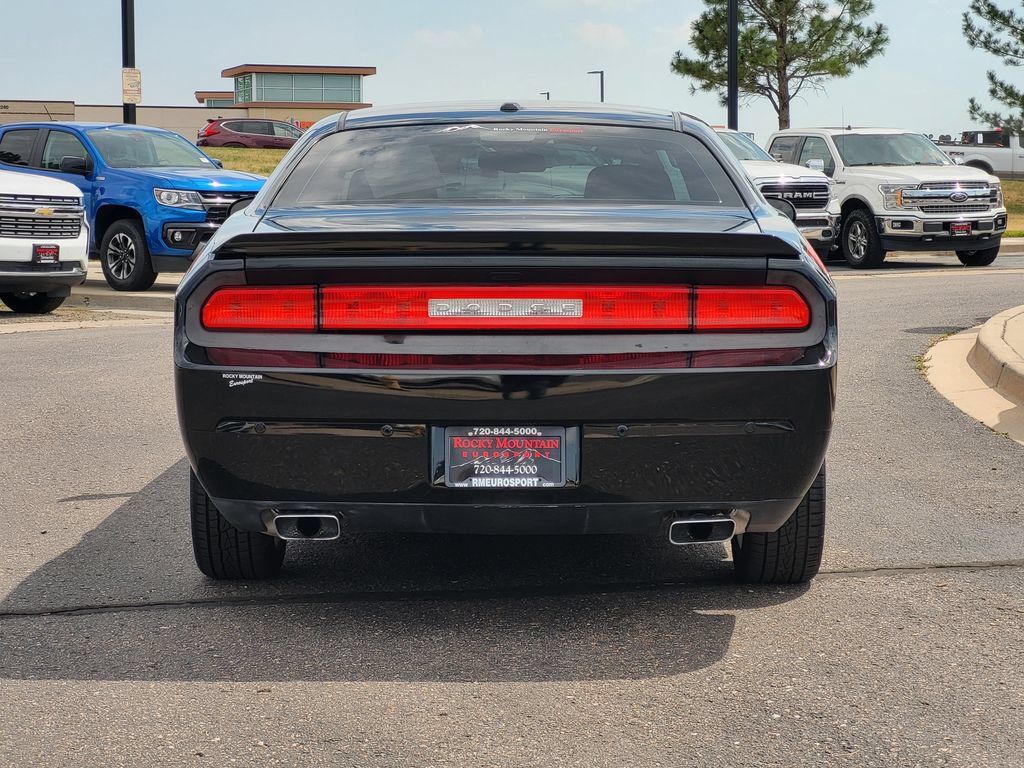 Used 2013 Dodge Challenger R/T Plus RWD image 5