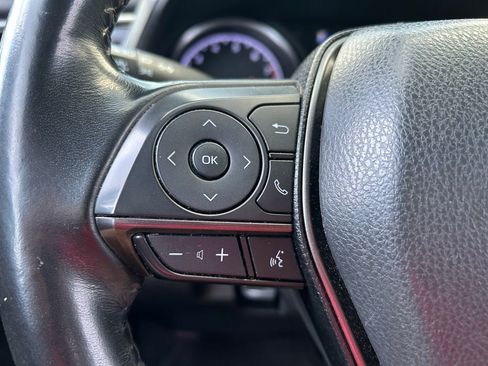 Used 2021 Toyota Camry SE image 20