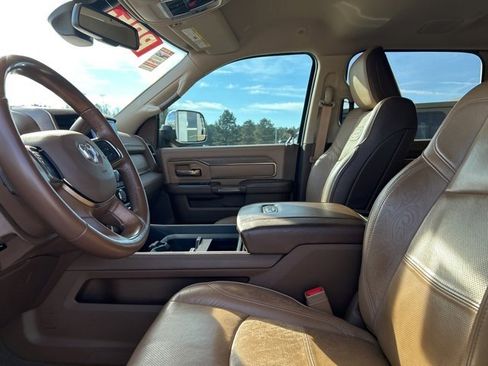 Used 2022 RAM 3500 Limited image 37