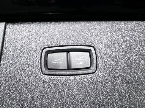 Certified 2026 Porsche Cayenne Coupe AWD/4WD image 17