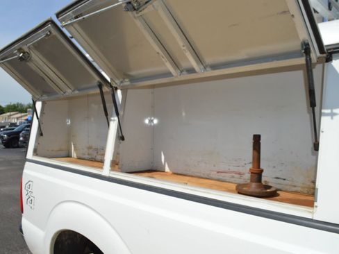 Used 2012 Ford F250 XL w/ PWR Equipment Group AWD/4WD image 16