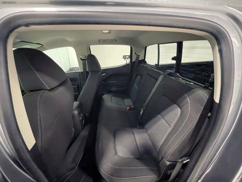 Used 2022 Chevrolet Colorado LT w/ LT Convenience Package image 22