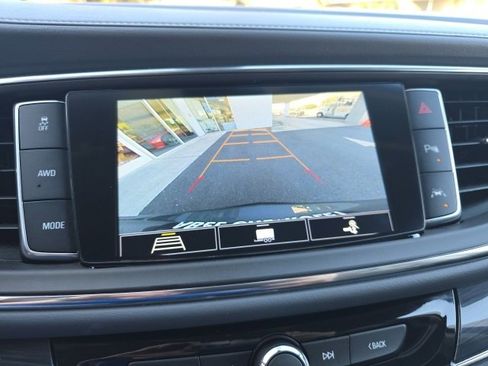 Used 2021 Buick Enclave Premium w/ Sun and Sites Package image 23
