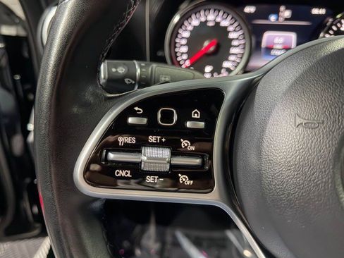 Used 2019 Mercedes-Benz E 300 E 300 4MATIC AWD Luxury Sedan image 23