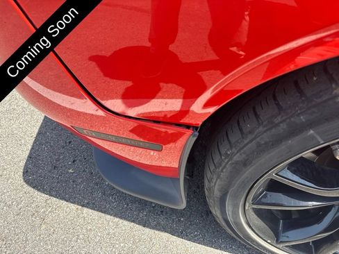 Used 2017 Dodge Challenger R/T RWD image 27