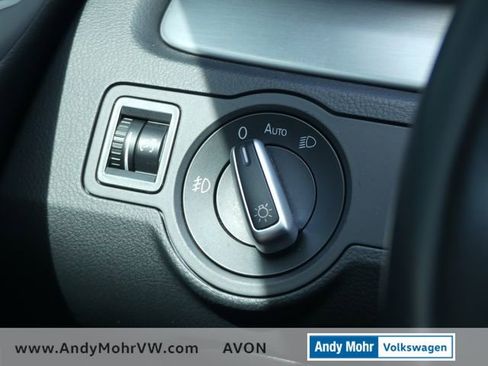 Used 2013 Volkswagen CC Lux FWD image 26