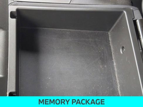 Used 2020 Chevrolet Silverado 1500 LT Trail Boss w/ Convenience Package AWD/4WD image 22