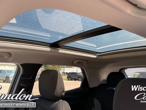 New 2026 Chevrolet TrailBlazer LT w/ Convenience Package AWD/4WD image 9