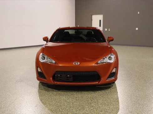 Used 2016 Scion FR-S RWD image 2