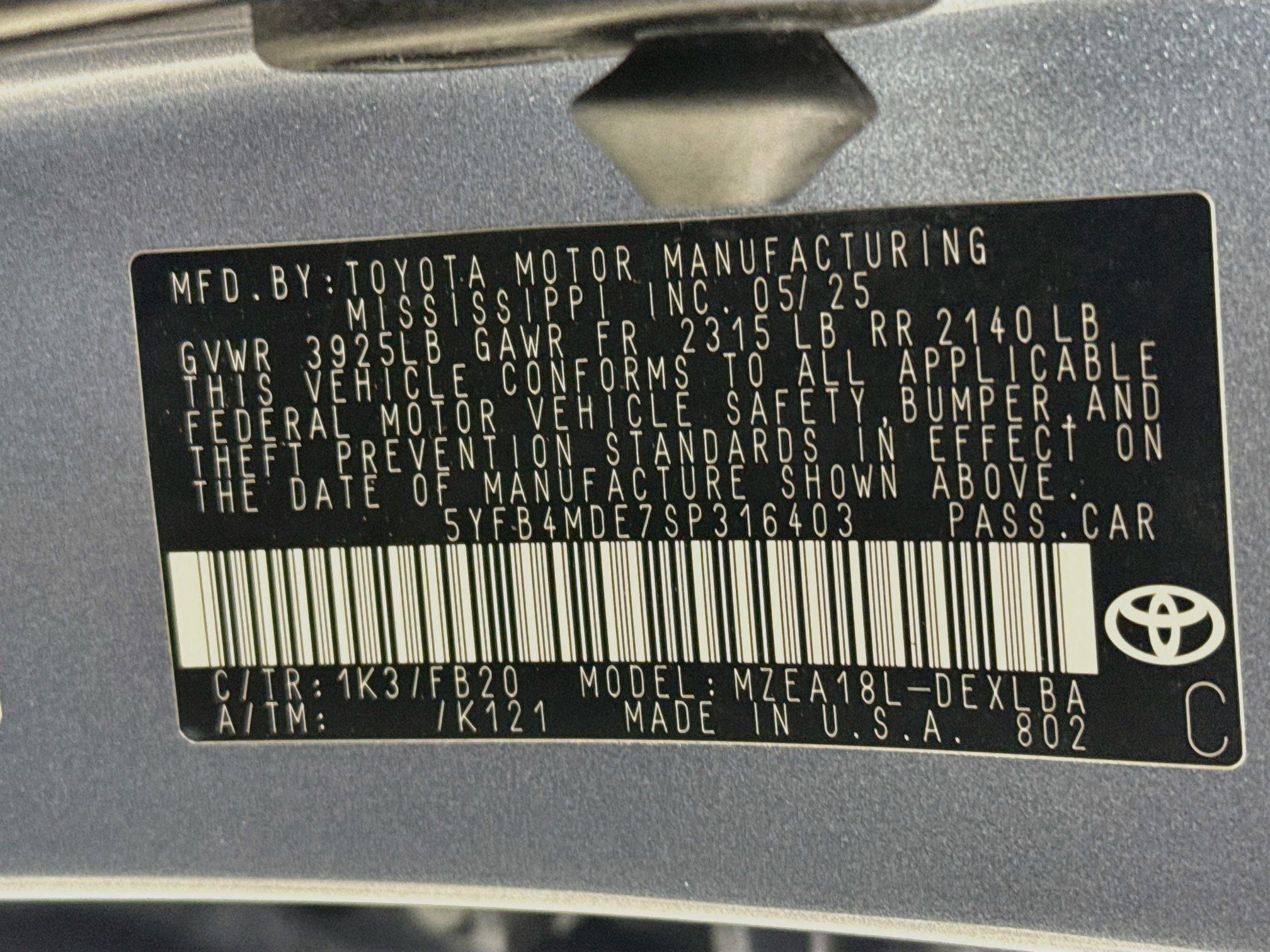Certified 2025 Toyota Corolla LE FWD image 31